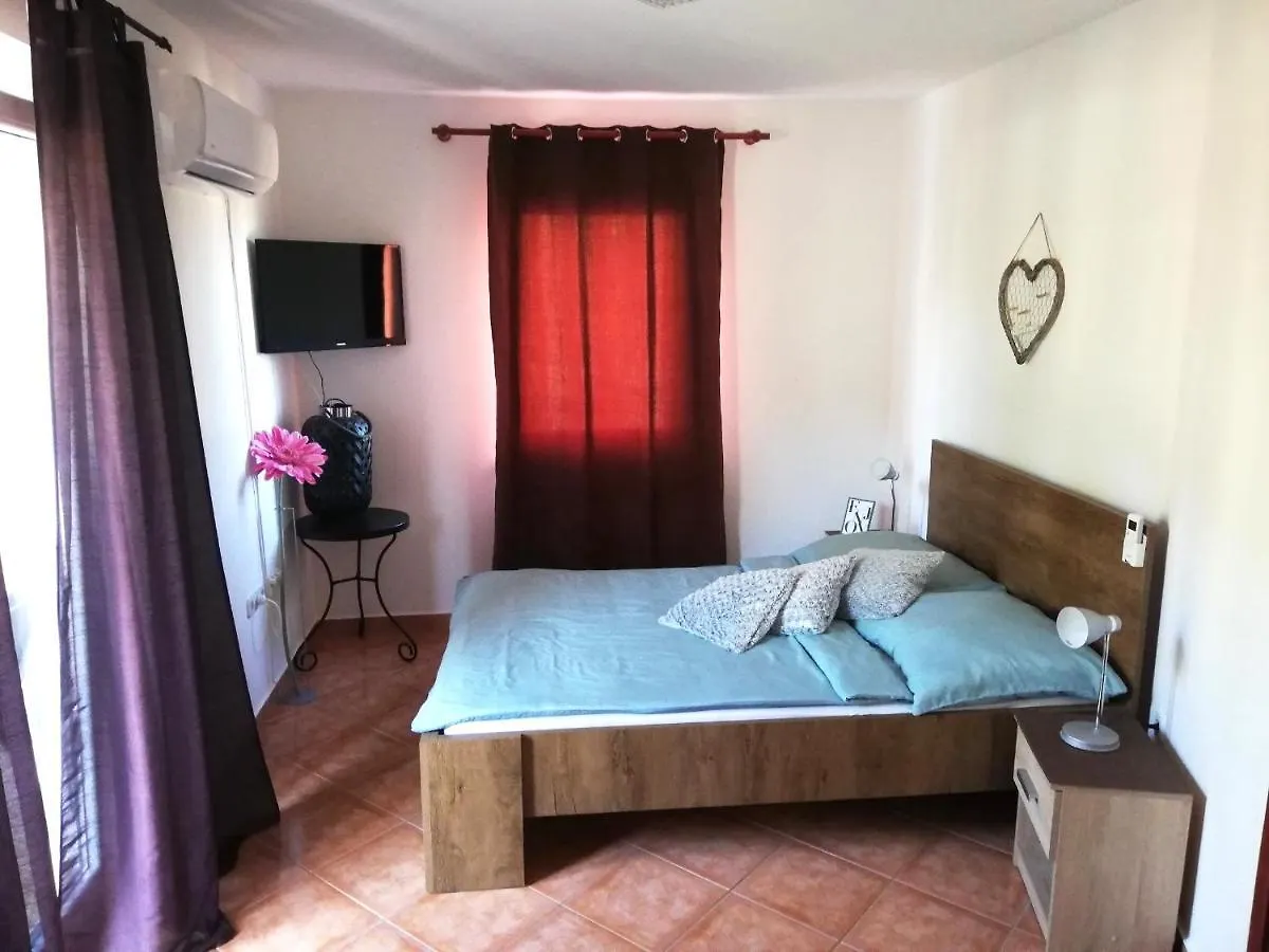 Apartments Erenda