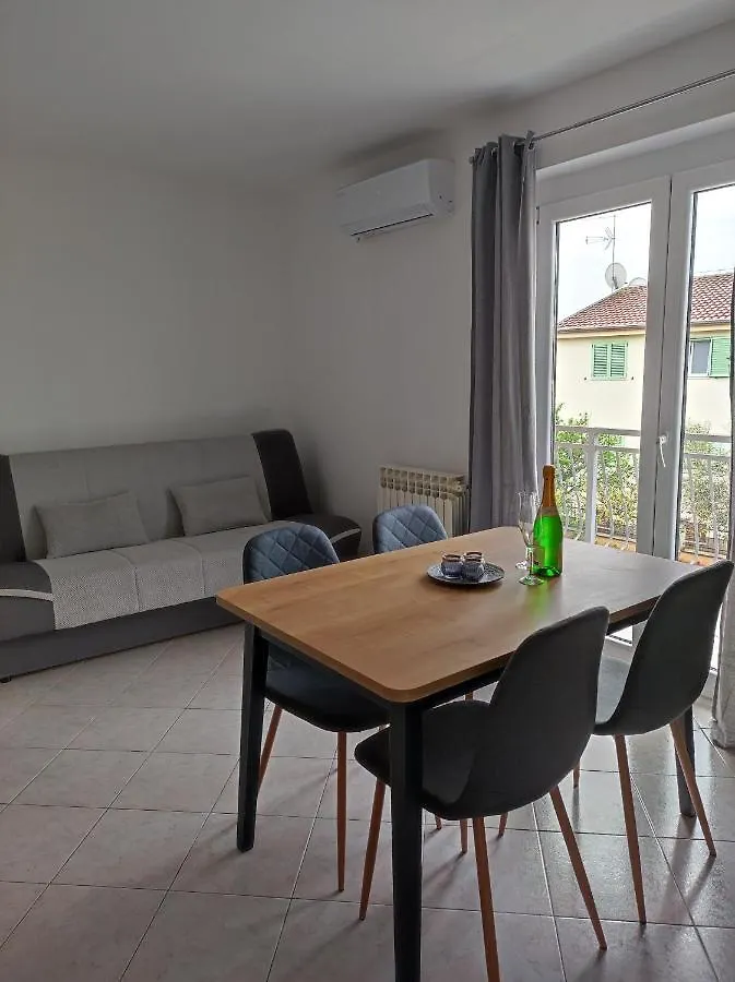 Apartments Erenda Fuskulin Croatia